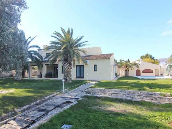 Traditional Finca for sale Benissa
