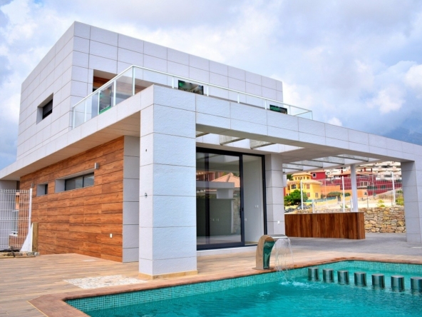 Stylish 4 Bed Villa in Finestrat